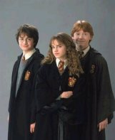 Emma-Watson-Harry-Potter-and-the-Chamber-of-Secrets-promoshoot-2002-anichu90-17189967-407-500